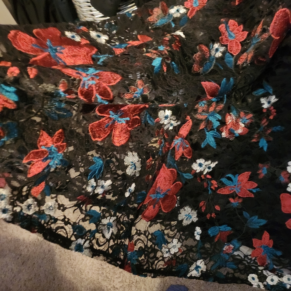 Torrid embroidered lace cocktail dress 2 - Picture 2 of 7